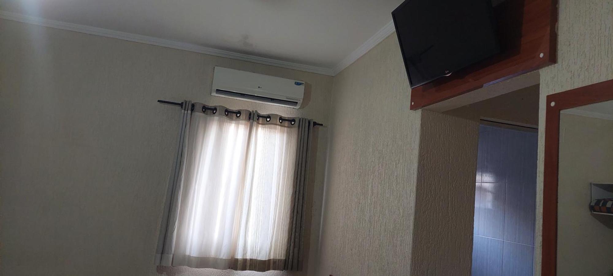 Hotel Tenda 2 グアルーリョス エクステリア 写真